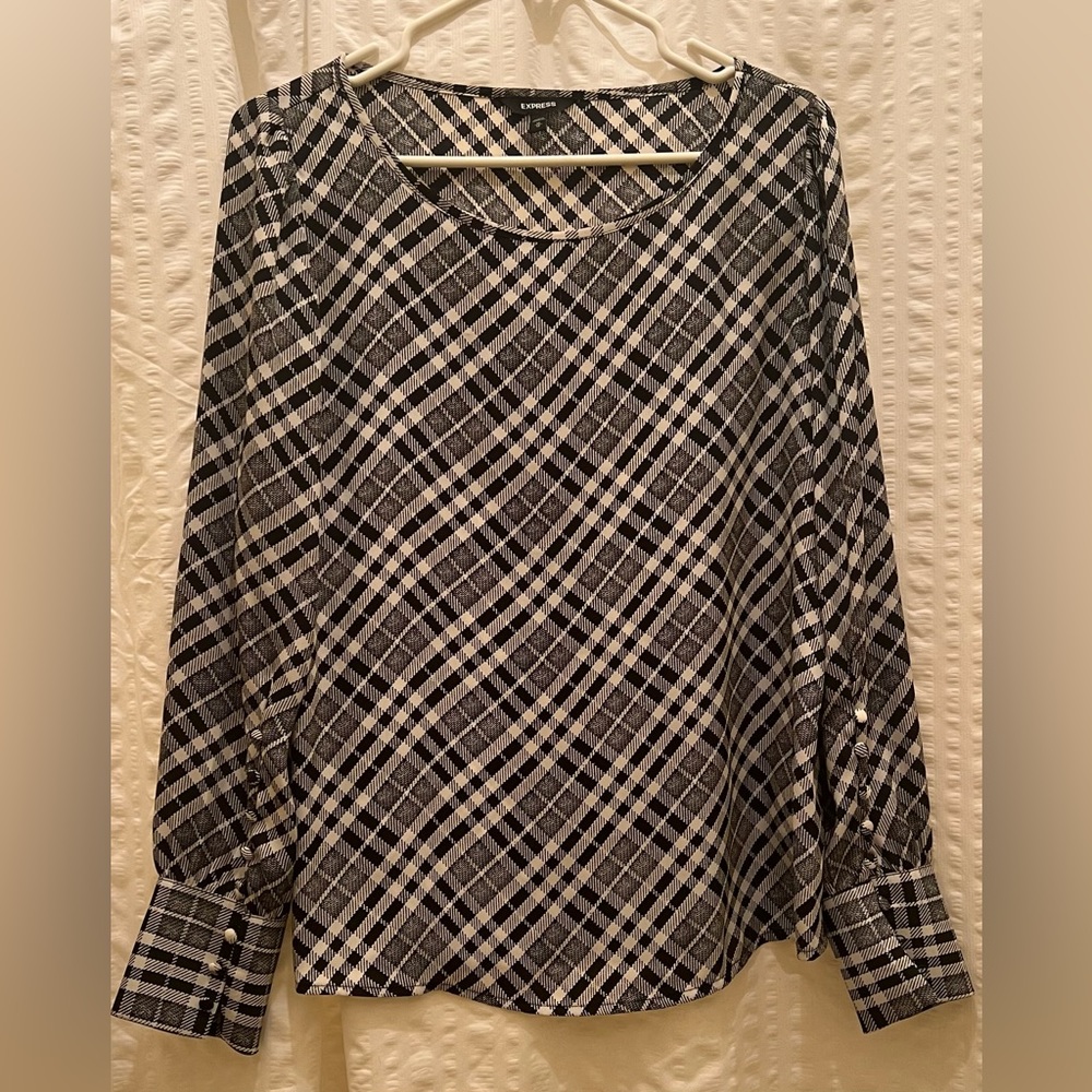 ✨EUC Express - Printed Glenn Plaid Top✨